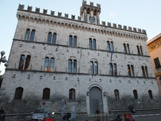 Justizpalast auf der Piazza Mazzini in Chiavari