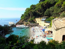 Ein wunderschönen Wanderweg beginnt am Strand von San Fruttuoso